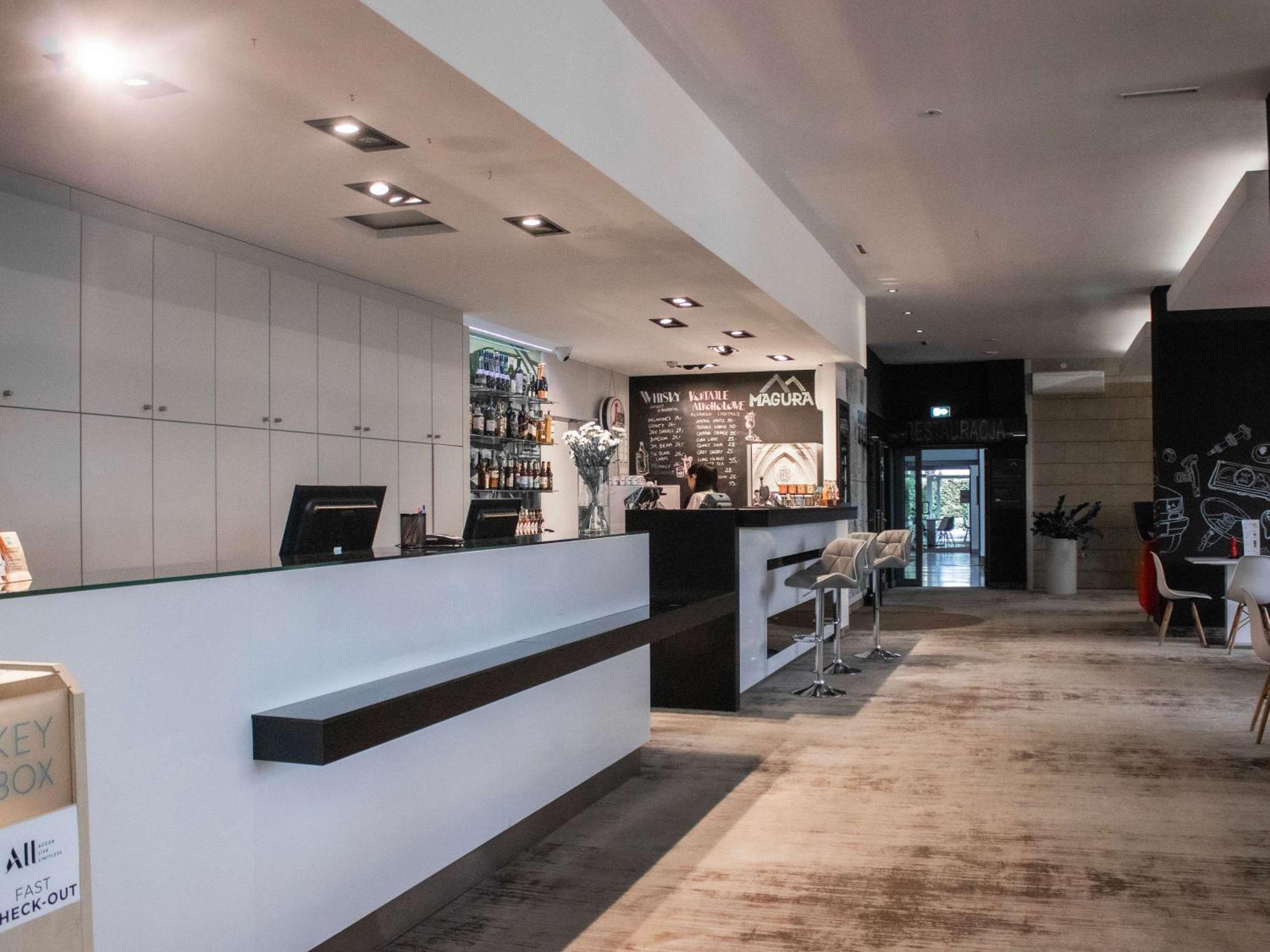 Отель Ibis Styles Bielsko Biala Экстерьер фото