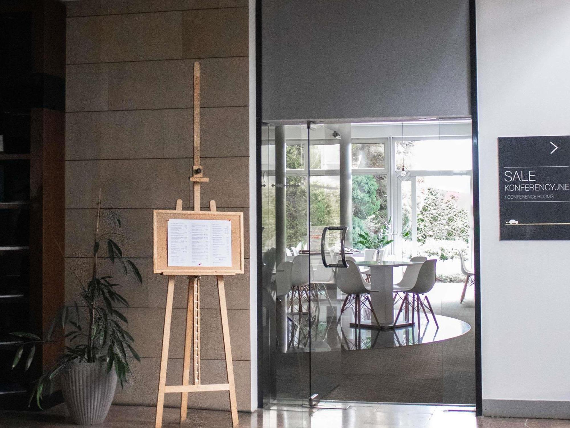 Отель Ibis Styles Bielsko Biala Экстерьер фото